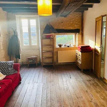 펜션 Le Fenuac, Maison De 4 Chambres Douzillac